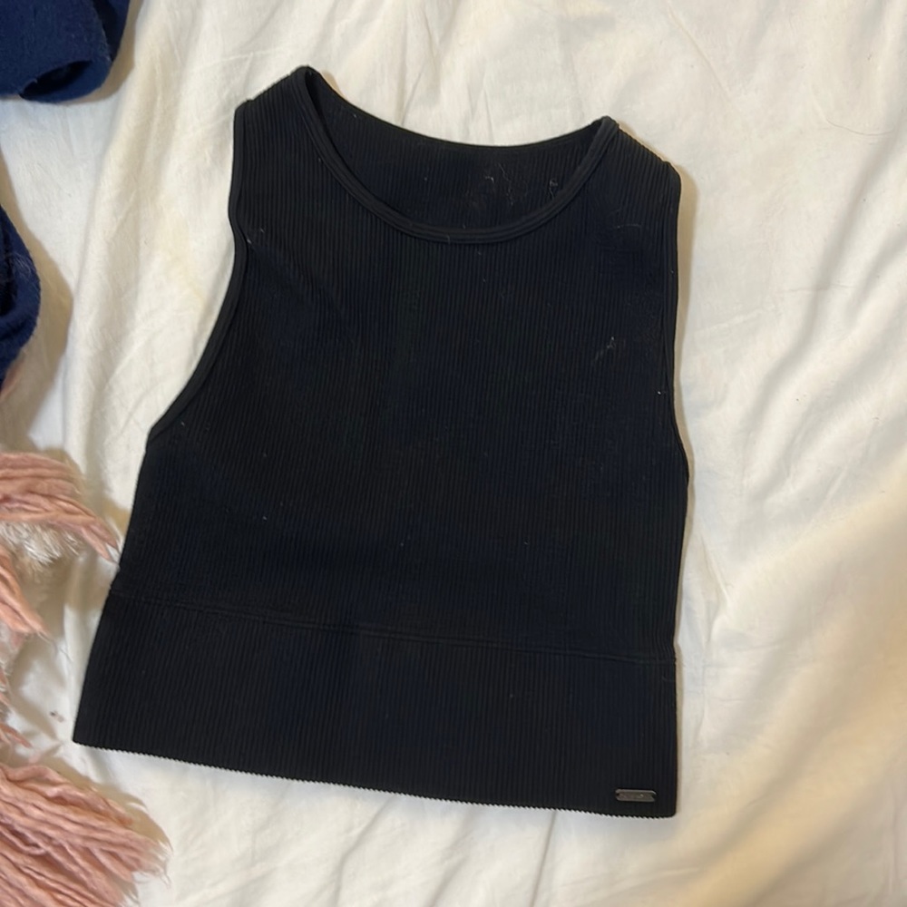 Black Ribbed Gilly hicks workout top